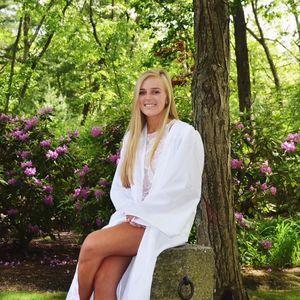 Meet your Posher, Caroline